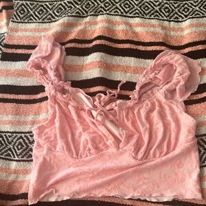 Plus Ditsy Floral Print Ruched Bust Frill Trim Knot Front Crop Tee